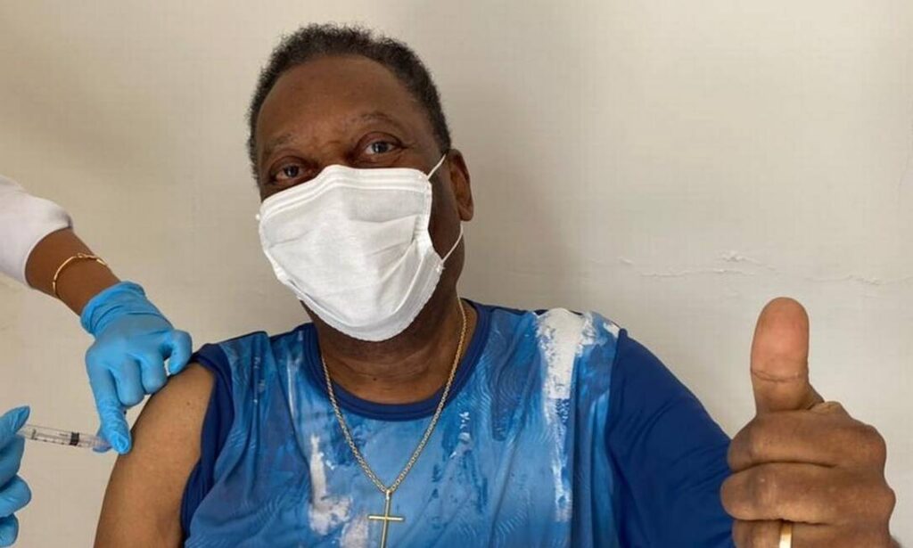 Pelé está internado em hospital de São Paulo há seis dias