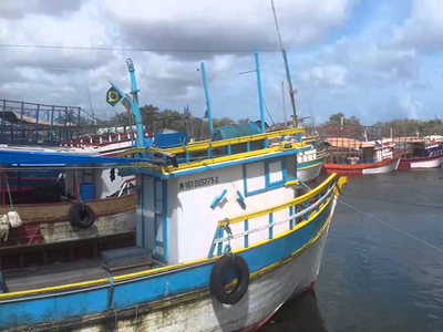 Pescador cai de barco e desaparece em mar de Itarema, no Ceará