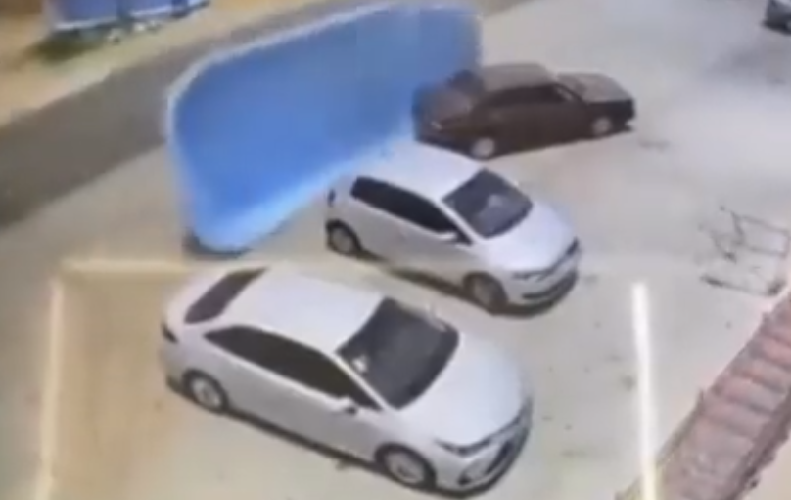 Piscina é arrastada pelo vento e cai sobre dois carros no interior do Rio Grande do Norte; veja vídeo