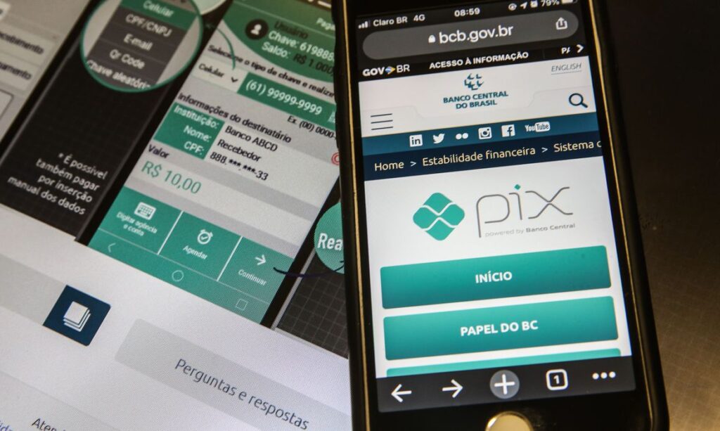 Grupo de ‘Pix 1 Real’ no Whatsapp pode ser pirâmide financeira; entenda