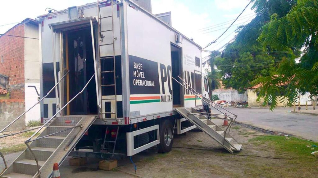 Após chacina, Polícia Militar instala base móvel na Sapiranga