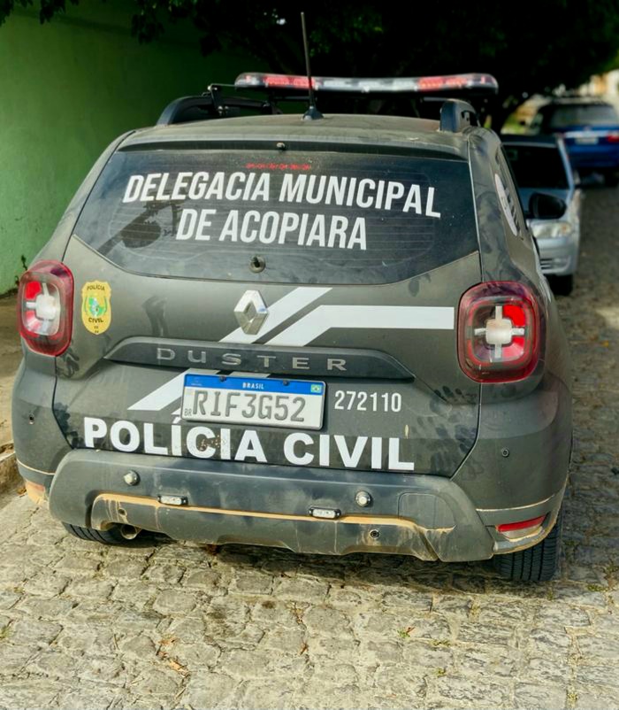 Polícia prende homem suspeito de se passar por agente de segurança para roubar casa em Acopiara