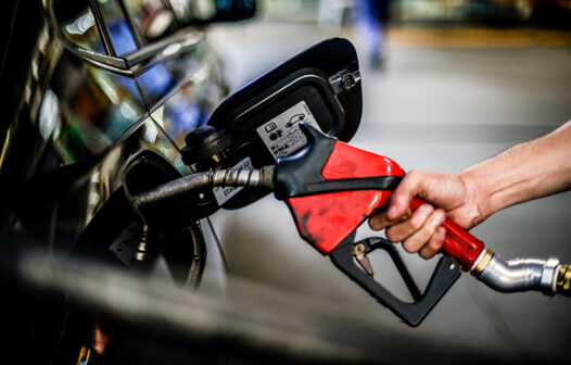 Preço médio da gasolina bate recorde em abril no país; Ceará tem valor acima da média