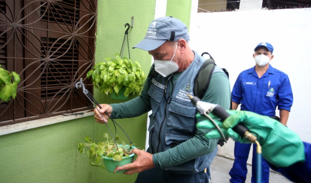 Cerca de 700 mil imóveis de Fortaleza foram inspecionados em ações de combate ao Aedes aegypti