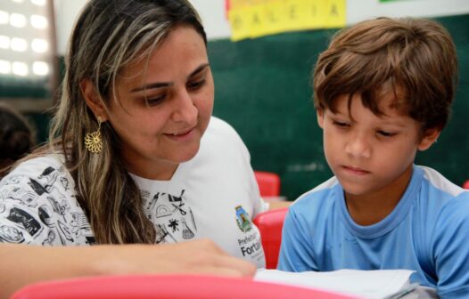 Prefeitura de Fortaleza seleciona assistente da educação infantil; saiba como se inscrever