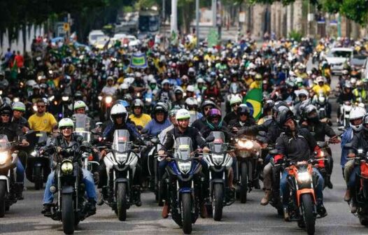 Bolsonaro participa de ato com motociclistas pelas ruas de São Paulo e é multado pelo Governo do Estado
