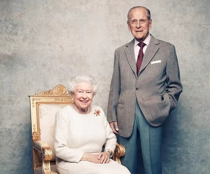 Príncipe Philip, marido da rainha Elizabeth II, morre aos 99 anos