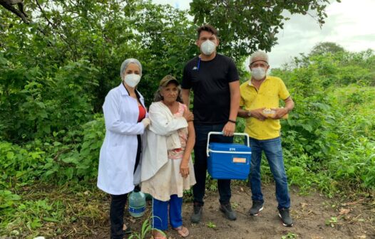 Profissionais da Saúde percorreram 10 km para vacinar agricultora de 75 anos