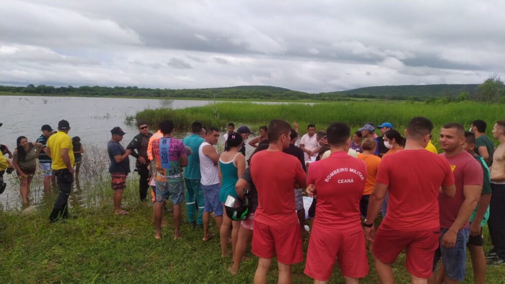 Profunda tristeza, lamenta Camilo Santana após afogamento de crianças em Independência