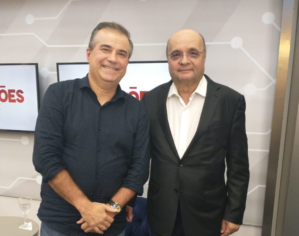 Programa Conexões com Ricardo Bezerra recebe Fernando Cirino Gurgel neste domingo (17)