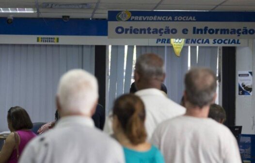 Prova de vida do INSS só será exigida em 2021