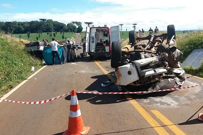 Quatro adultos e um bebê morrem em acidente no Rio Grande do Sul