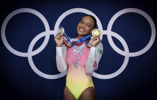 “Ganhei muito mais do que só medalhas”, diz Rebeca Andrade após feitos inéditos na olimpíada