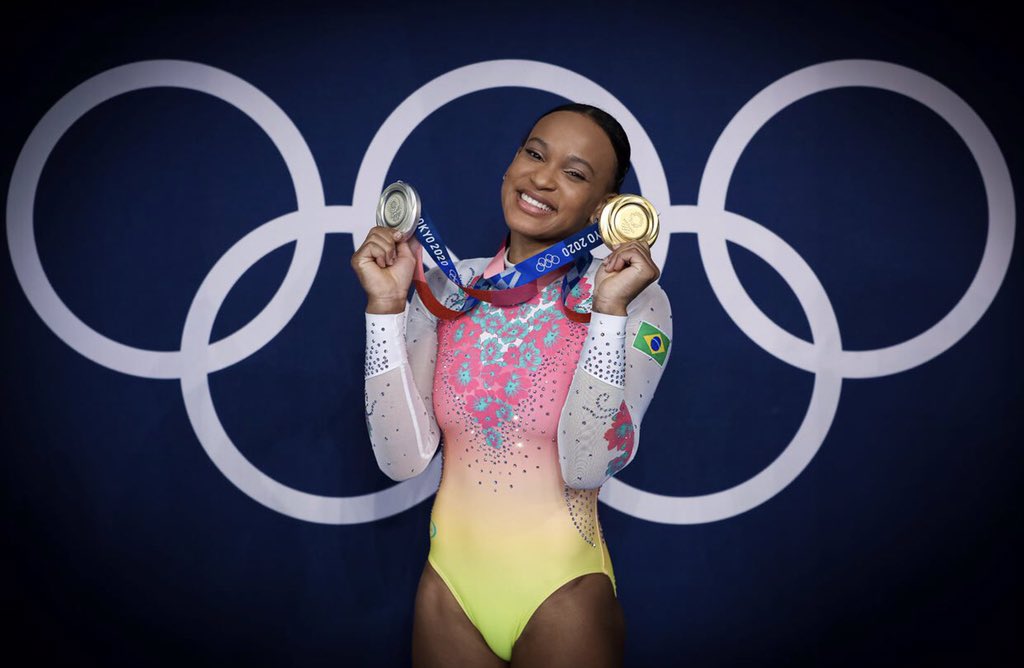 "Ganhei muito mais do que só medalhas", diz Rebeca Andrade após feitos