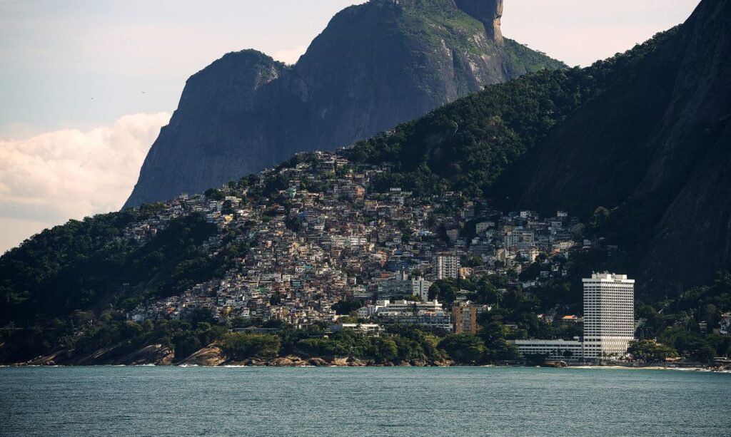 Pesquisa aponta que 54% dos moradores de favelas do Rio de Janeiro perderam emprego na pandemia