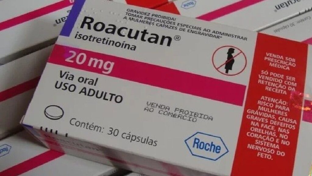 Após desafio na internet, médicos alertam sobre uso indevido de Roacutan para afinar o nariz