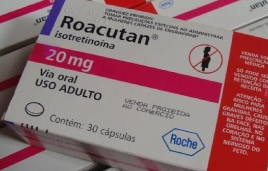 Após desafio na internet, médicos alertam sobre uso indevido de Roacutan para afinar o nariz