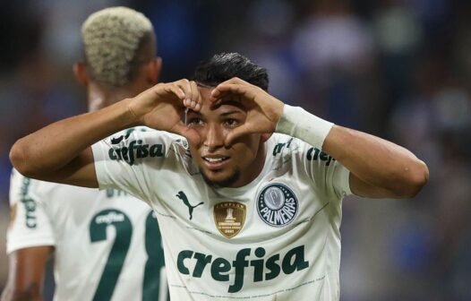 Palmeiras encara o Coritiba de olho na liderança; saiba onde assistir