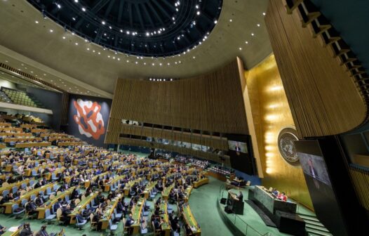 Rússia é suspensa do Conselho de Direitos Humanos da ONU