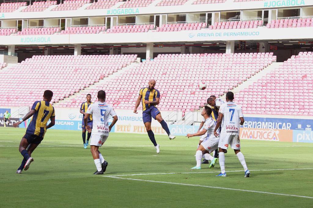 Saiba onde assistir Retrô x Íbis pelo Campeonato Pernambucano