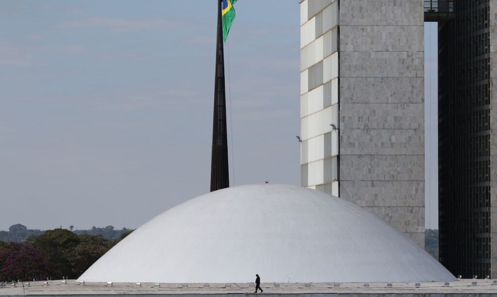 Senado inaugura memorial em homenagem a vítimas da Covid-19