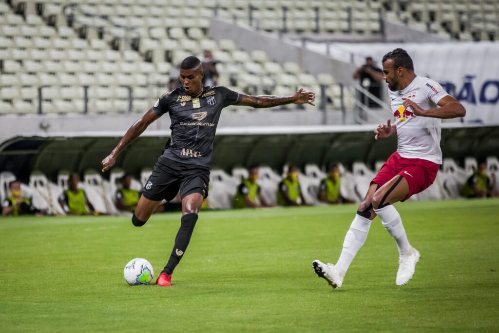 Série A Em noite de três pênaltis, Ceará perde para o RB Bragantino, na Arena Castelão