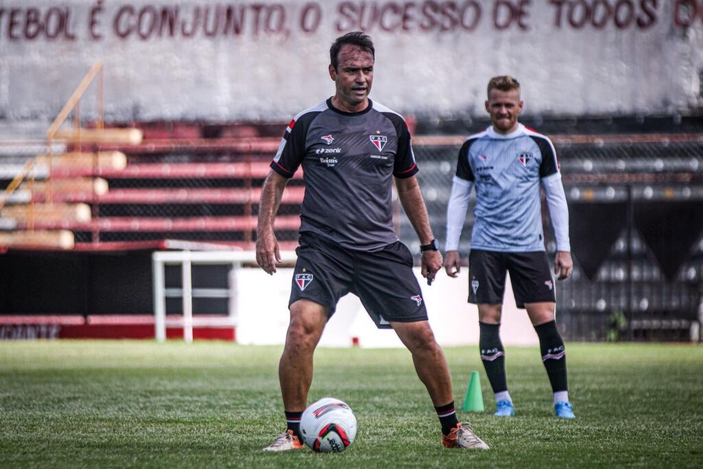 Técnico Sidney Moraes comanda primeiro treino do Ferroviário: “muito trabalho pela frente”