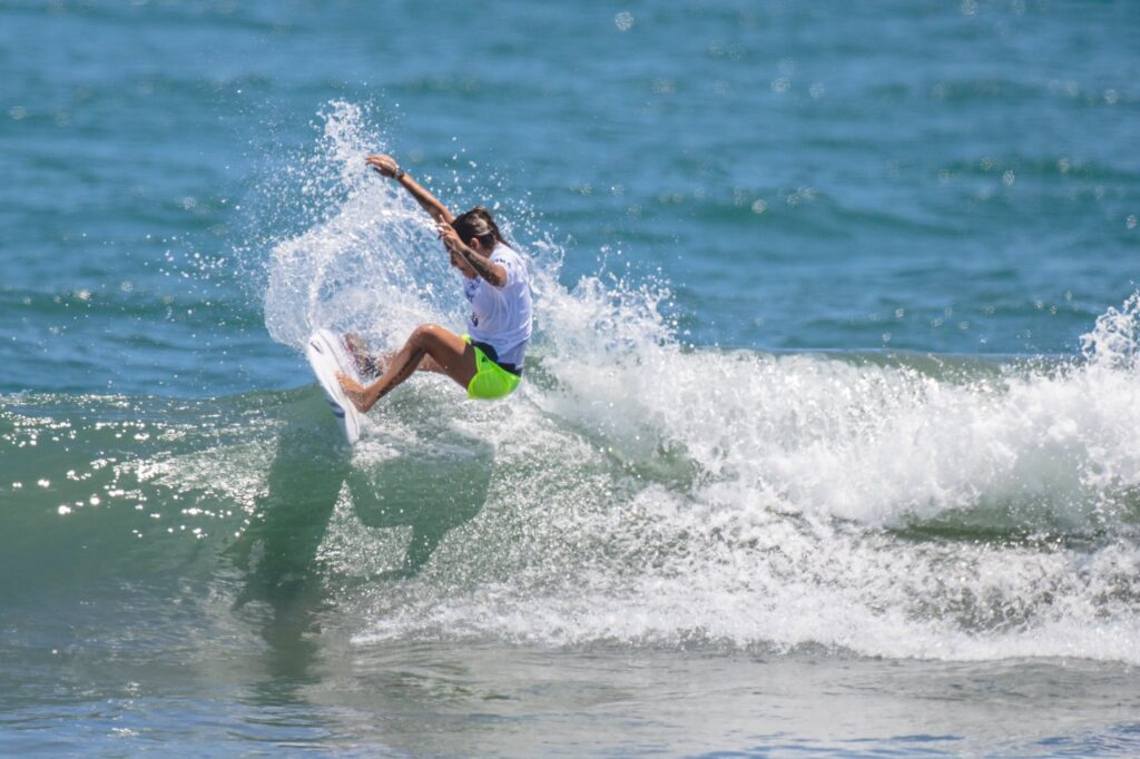 Olimpíadas: cearense Silvana Lima é eliminada nas quartas de final do surfe