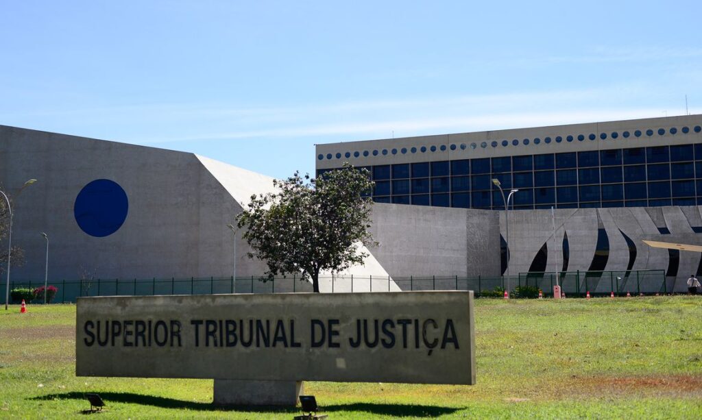 STJ manda soltar dupla suspeita de cometer 13 homicídios em Fortaleza