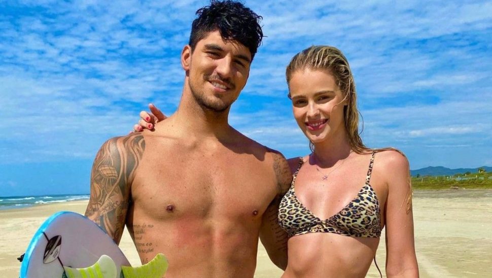 Surfista Gabriel Medina e modelo Yasmin Brunet terminam casamento