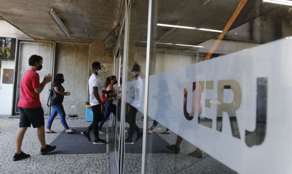 Inscrições para vestibular da Uerj vão até 12 de janeiro