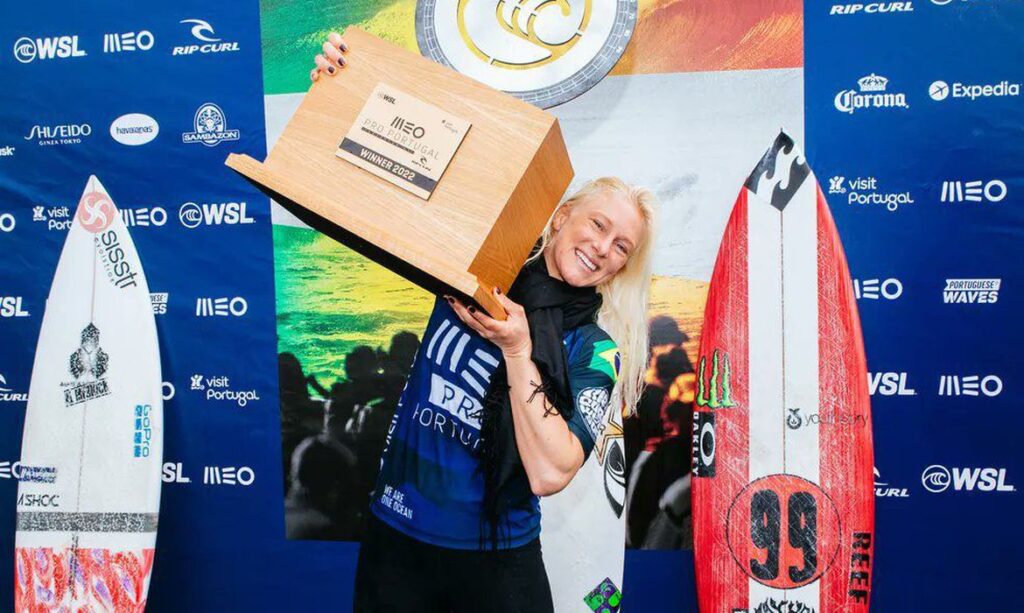 Tatiana Weston-Webb vence etapa Peniche do circuito mundial de surfe