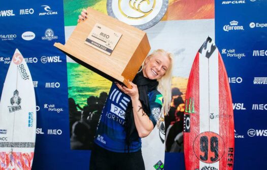 Tatiana Weston-Webb vence etapa Peniche do circuito mundial de surfe