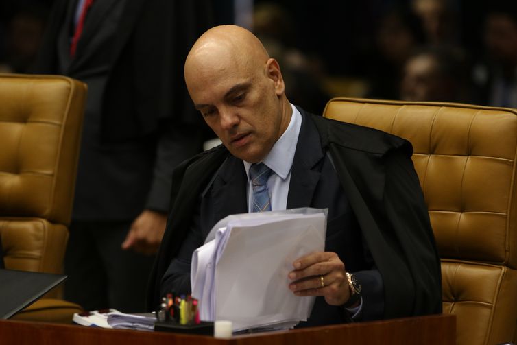 Ministro Alexandre de Moraes determina bloqueio do Telegram no