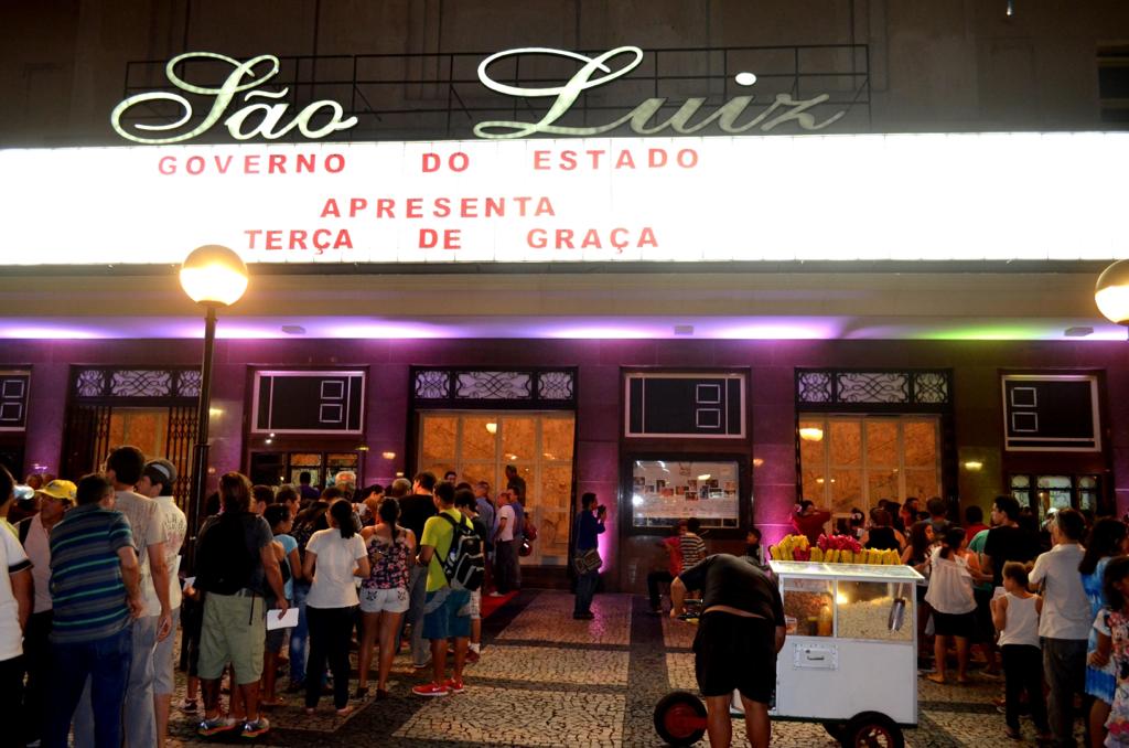 Terça de Graça completa 10 anos no Cineteatro São Luiz com espetáculos de humor, oficinas e seminário