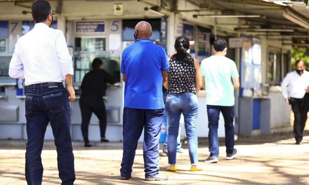 Três ganhadores acertam 1° sorteio da Dupla Sena de Páscoa; confira resultado