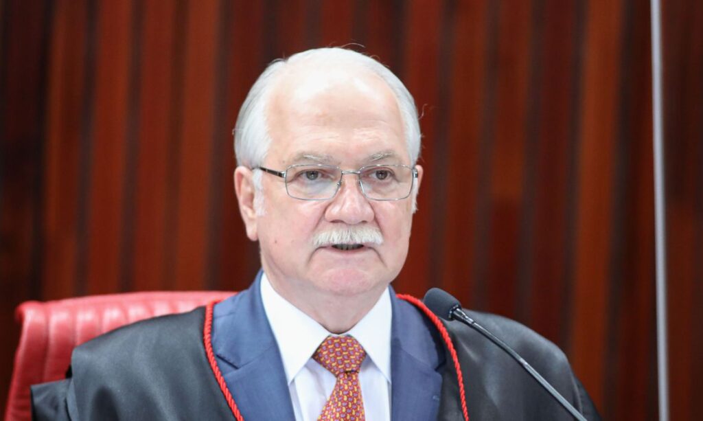 Brasil deve mostrar que rejeita “aventuras autoritárias”, diz presidente do Tribunal Superior Eleitoral (TSE)