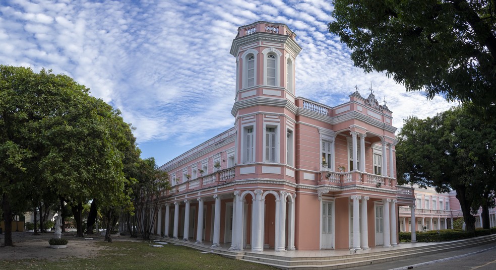 Universidades cearenses assinam manifesto em defesa da vacina e medidas sanitárias