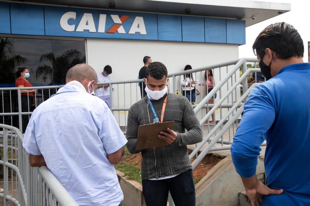 Fenae ajuíza recurso para manter validade de concurso da Caixa e contratar mais empregados