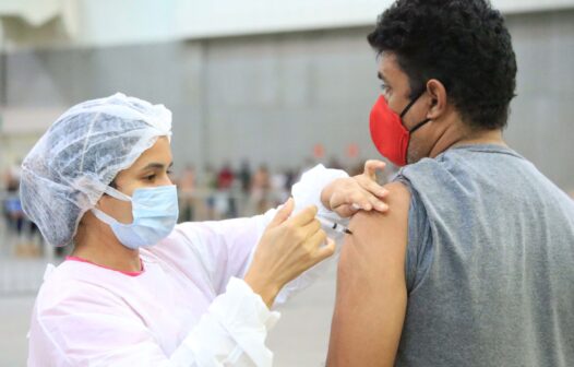 Veja lista de agendados para vacinação em Fortaleza até o próximo domingo (26)