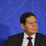 Mourão e Rogério Marinho pedem ao STF para liberar visitas a Braga Netto na prisão