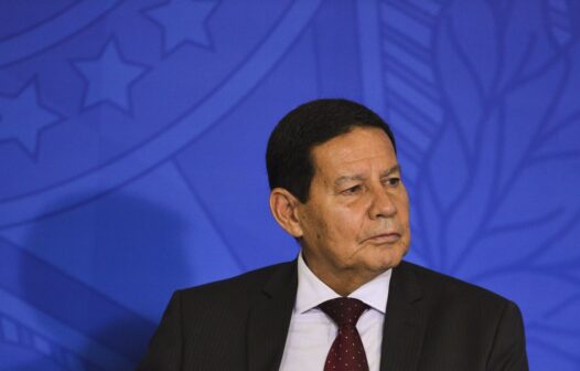 Mourão recebe alta após se recuperar da covid-19