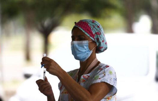 Covid-19: 673 municípios ficaram sem vacina nesta semana, diz pesquisa