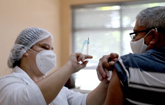 Se ritmo de vacinação for mantido, Brasil poderá ter mais de 80 milhões de pessoas imunizadas até junho