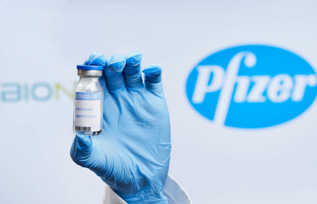 Covid-19: governo compra 100 milhões de doses da vacina da Pfizer