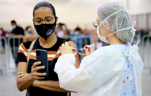 Vacinação em Fortaleza: confira lista de agendados para esta segunda-feira, 27 de setembro
