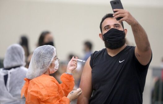 Fortaleza tem mais 1,6 milhão de pessoas vacinadas com pelo menos uma dose contra a Covid-19