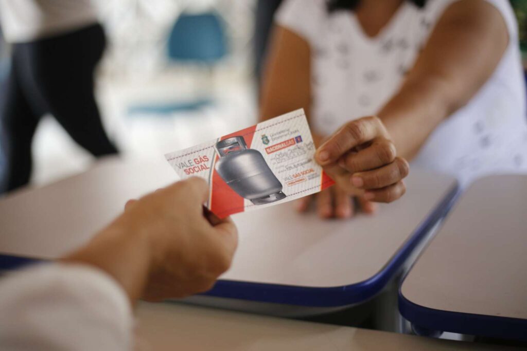 Segundo lote do vale gás começa a ser entregue em Fortaleza na segunda-feira (17)