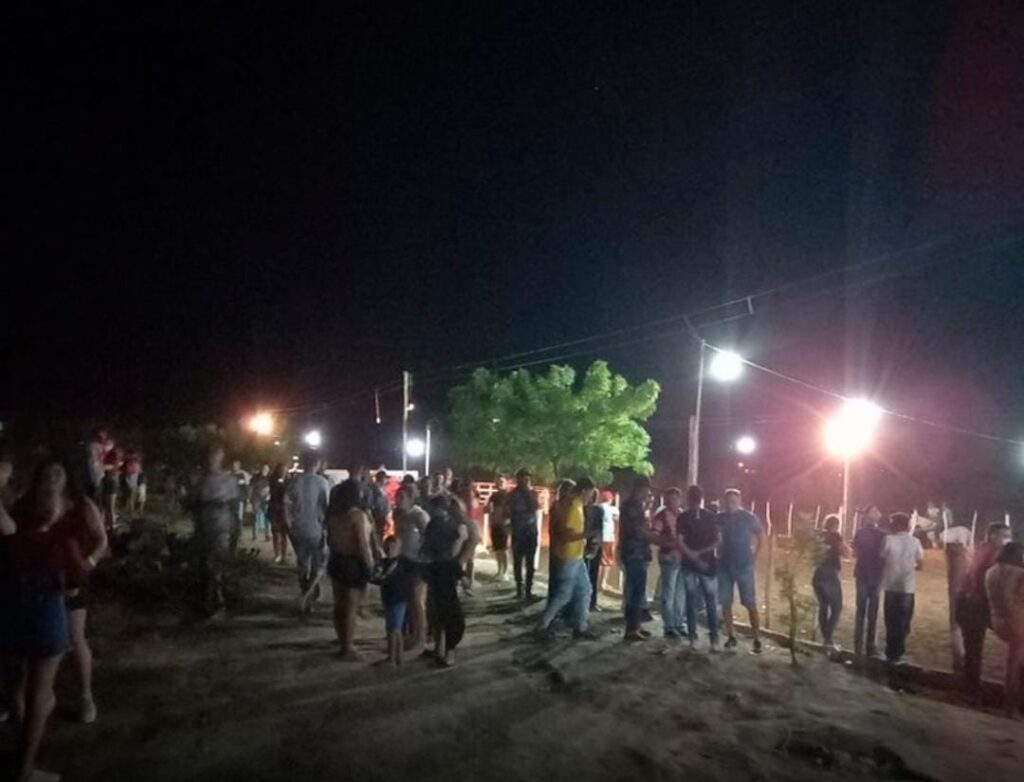 Vaquejada com 1.500 pessoas é encerrada no interior do Ceará