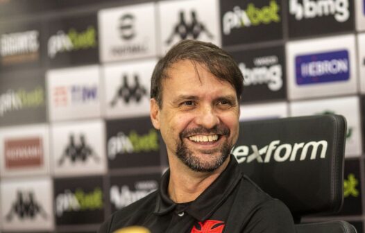 Vasco apresenta técnico Maurício Souza